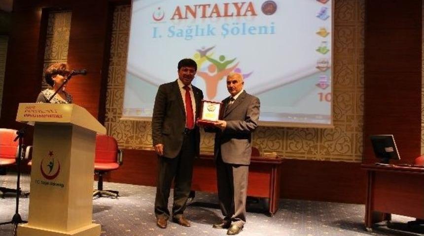 1.antalya Sağlık Ş&ouml;leni&rdquo; Devam Ediyor