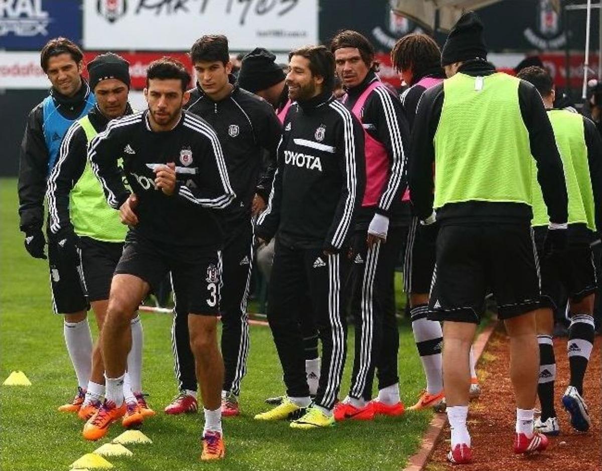 Beşiktaş, &Ccedil;aykur Rizespor Ma&ccedil;ı Hazırlıklarını S&uuml;rd&uuml;r&uuml;yor