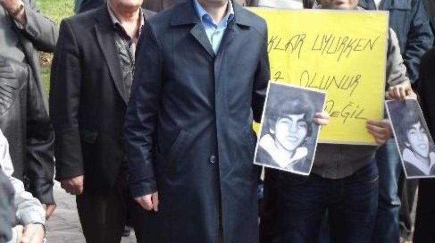 Berkin Elvan&rsquo;ın &Ouml;l&uuml;m&uuml; Protesto Edildi