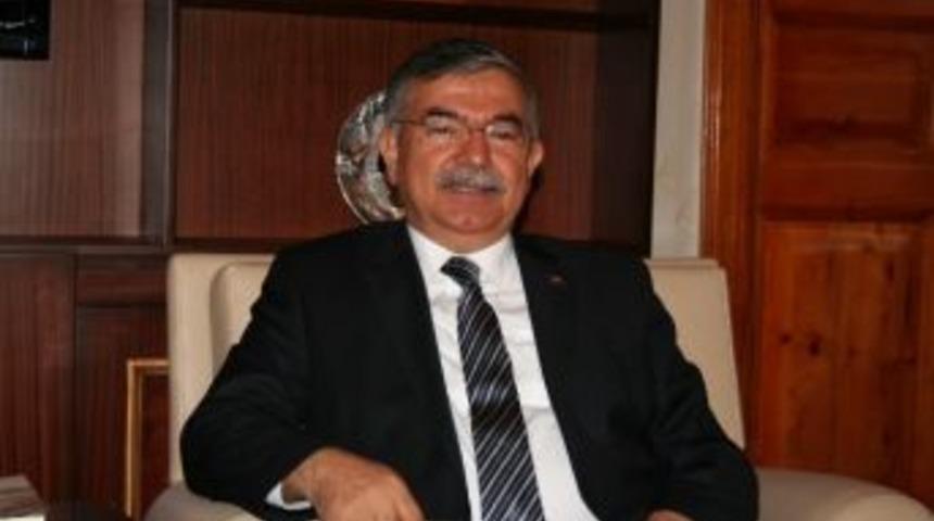 Milli Savunma Bakanı İsmet Yılmaz;
