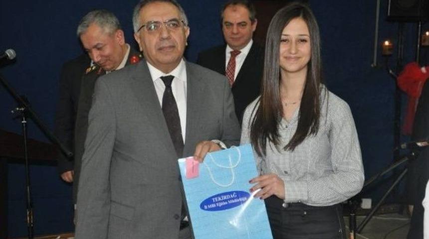 İstiklal Marşı&rsquo;nın Kabul&uuml;n&uuml;n 93. Yıl D&ouml;n&uuml;m&uuml; Tekirdağ&rsquo;da T&ouml;renlerle Kutlandı