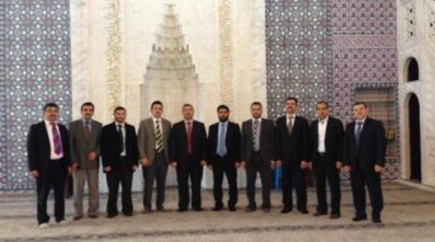 İl&ccedil;e M&uuml;ft&uuml;leri &Ouml;merli&rsquo;de Toplandı