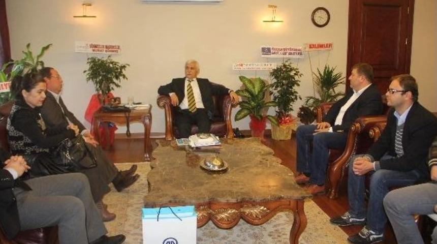 Karab&uuml;k İletişim Derneği&rsquo;nden Vali Alimoğlu&rsquo;na Ziyaret