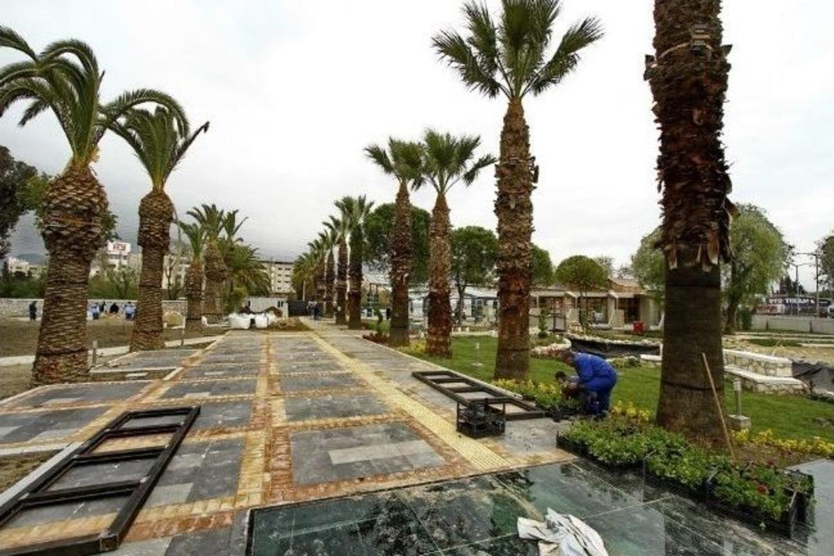 İzmir 15 Mart'ta &Ccedil;ınarlı Kent Park'a Kavuşuyor