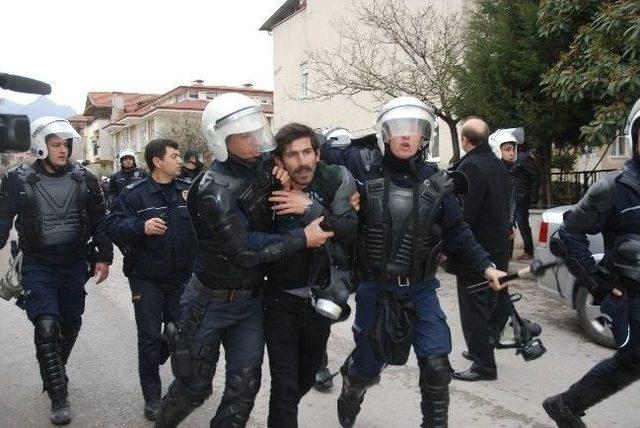 Denizli’de Eylemciler Kaçtı Polis Kovaladı