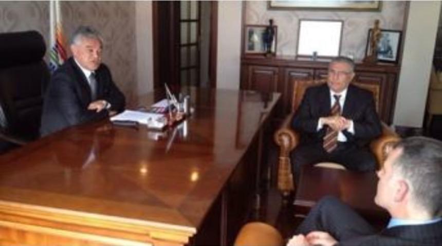 İngiliz B&uuml;y&uuml;kel&ccedil;i Moore'den Marmaris&rsquo;e Teşekk&uuml;r Ziyareti