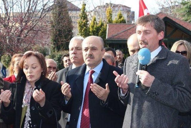 T&uuml;rk Eğitim-sen den Taceddin Dergahı nda Anma Etkinliği 1