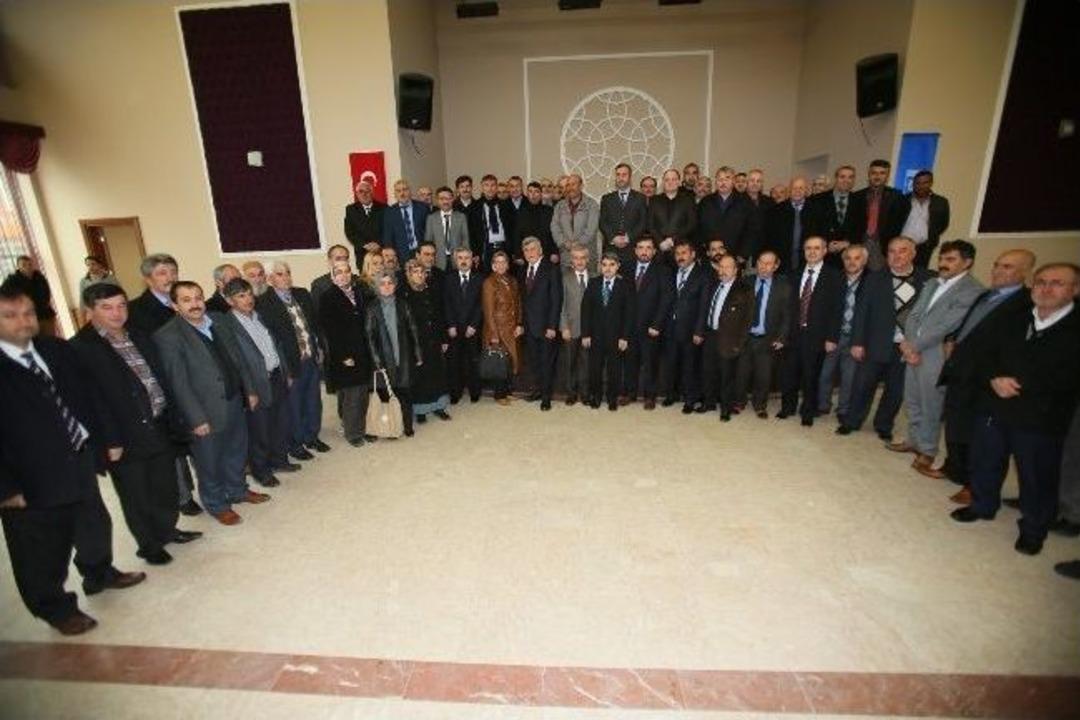 Başkan Karaosmanoğlu, K&ouml;rfez&rsquo;de Muhtarlarla Buluştu