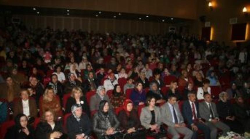 Ak Parti Kadın Kolları Tarafından 8 Mart D&uuml;nya Kadınlar G&uuml;n&uuml; Etkinliği