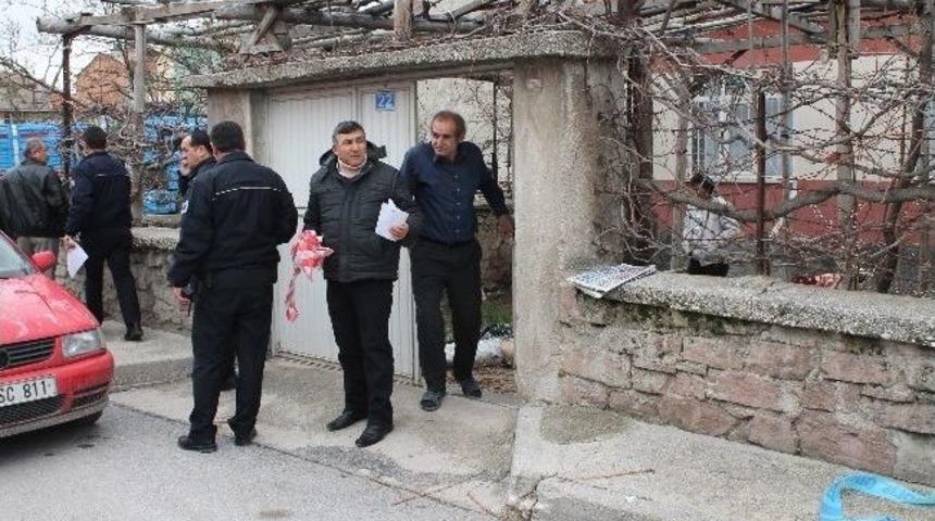 Asma Budarken D&uuml;şerek Hayatını Kaybetti