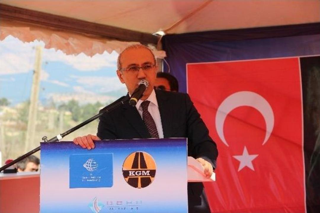Ulaştırma Bakanı Elvan Mut&rsquo;ta