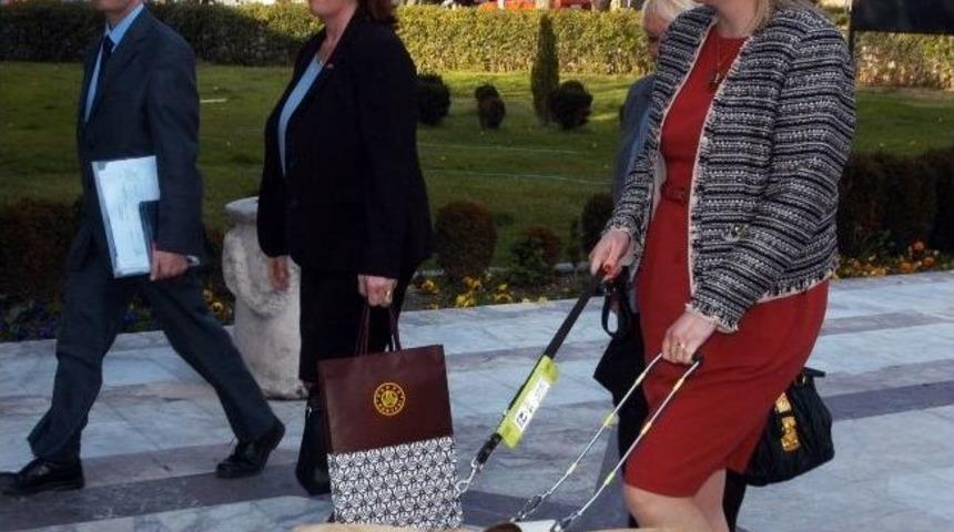 &lsquo;star&rsquo; B&uuml;y&uuml;kel&ccedil;iyi G&ouml;lgede Bıraktı