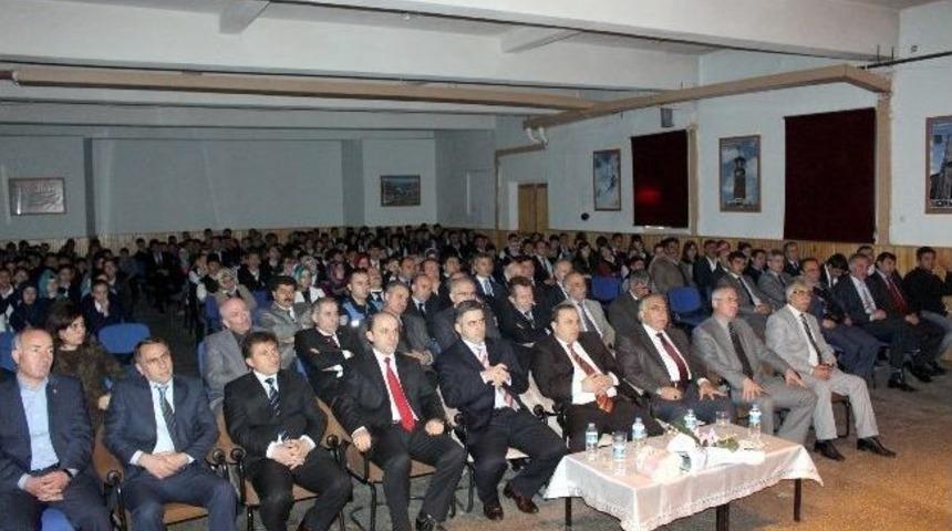 İstiklal Şairi Akif Anıldı