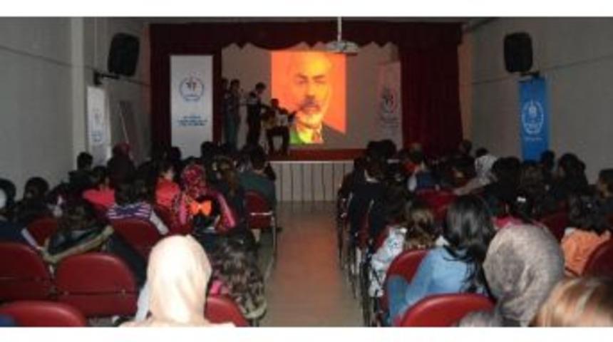 İstiklal Marşı'nın Kabul&uuml; Ve Mehmet Akif Ersoy'u Anma G&uuml;n&uuml;