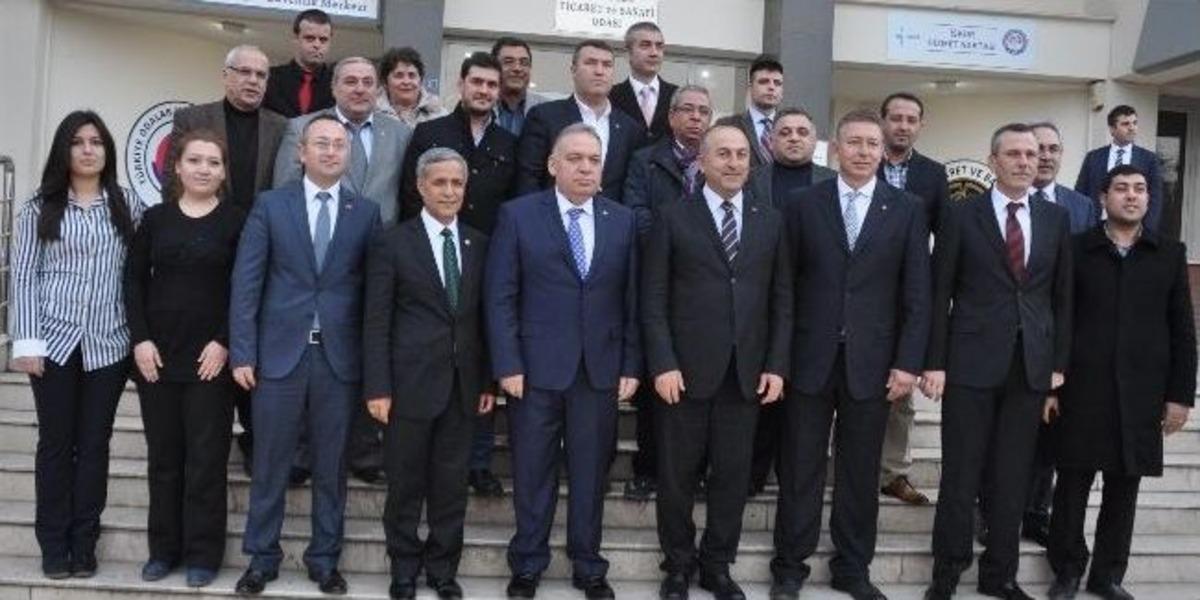 Ab Bakanı &Ccedil;avuşoğlu, Turgutlu'da