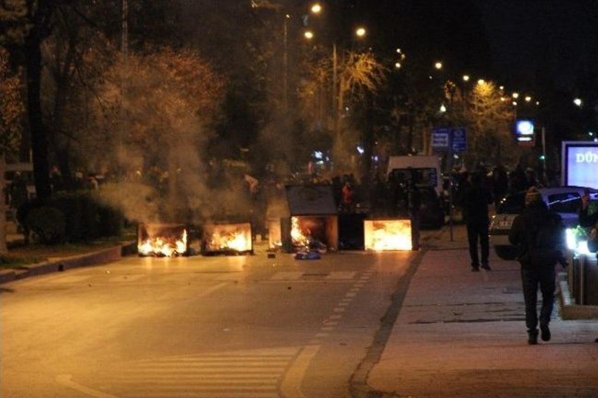 Berkin Elvan'ın &Ouml;l&uuml;m&uuml; &Uuml;zerine Yapılan Eylemlerde Olaylar &Ccedil;ıktı