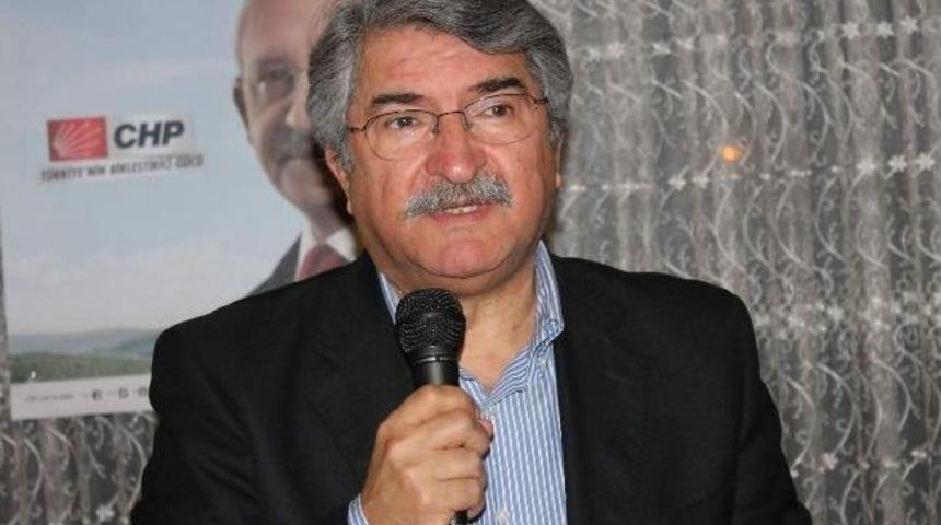 Chp&rsquo;li Eski Bakan Sağlar, &Ouml;z Eleştiride Bulundu