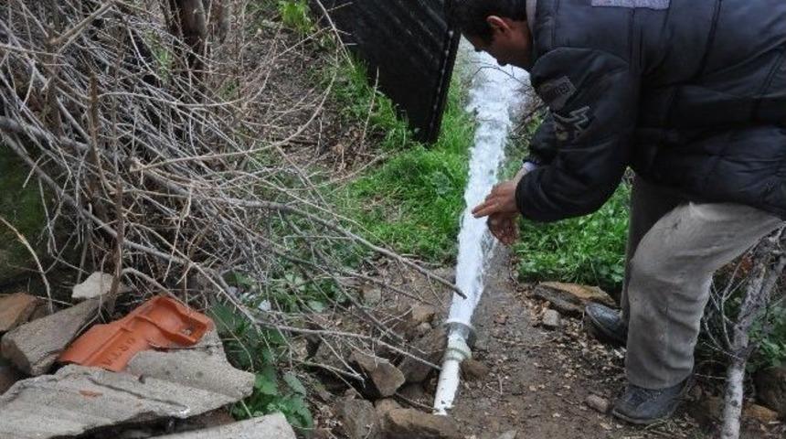 Işıklar K&ouml;y&uuml;ne 6 Tane Yangın Hidratı