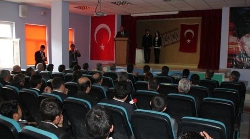 İstiklal Marşı&rsquo;nın Kabul&uuml; Ve Mehmet Akif Ersoy&rsquo;u Anma G&uuml;n&uuml;