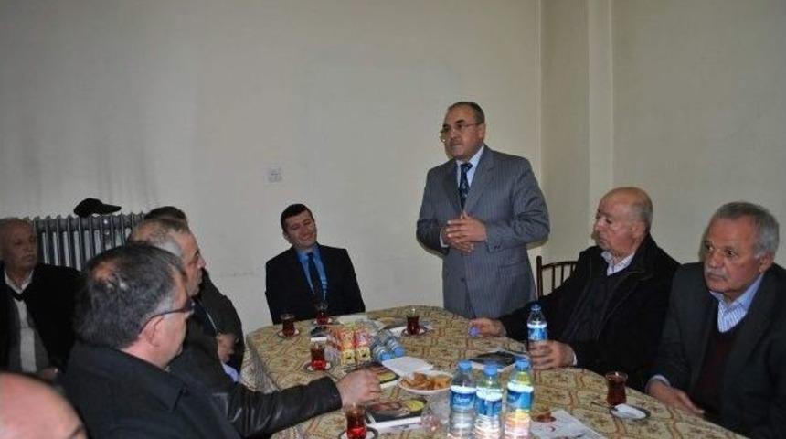 İl&ccedil;e Kaymakamı Ve İş Adamlarından Siyasi Teşkilatlara Ziyaret
