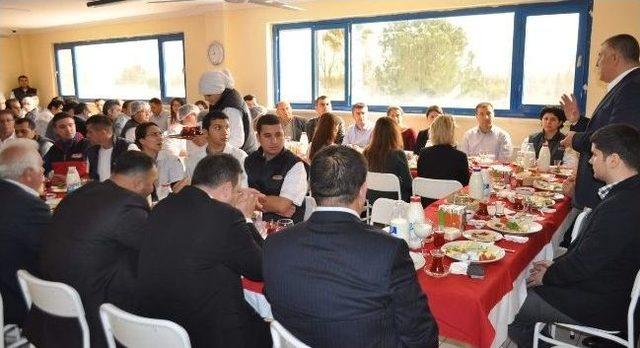 Ak Parti Adayı Bulut, Yörükoğlu Personeli İle Kahvaltıda Buluştu