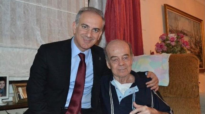 Efsane Kaleciye Ak Partili Abidin Okul'dan Moral Ziyareti