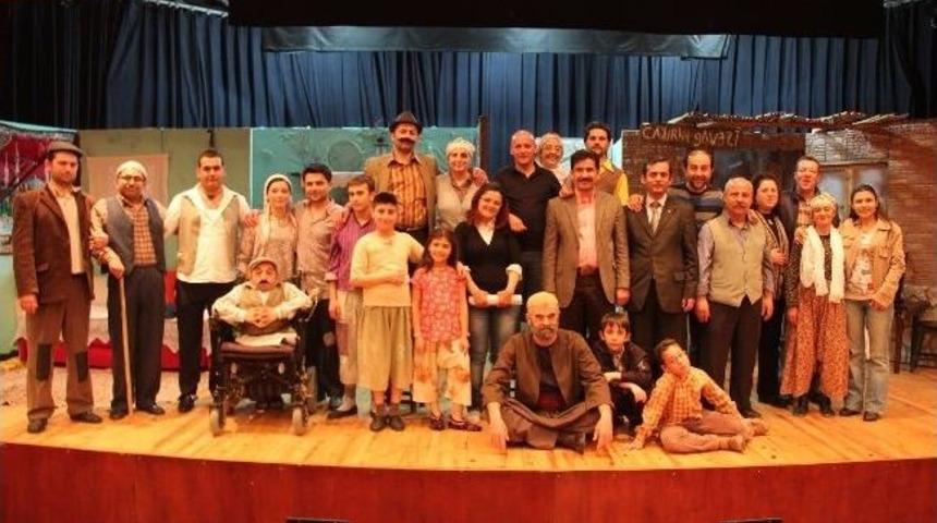 Kuyucak Tiyatro Kul&uuml;b&uuml; Aydın Seyircisiyle Buluşuyor