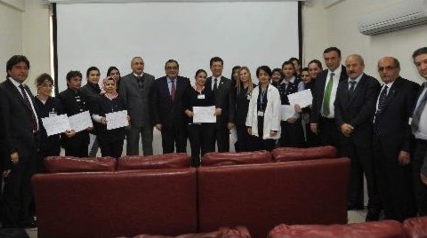 16 Kursiyer &lsquo;diş Protez Yardımcı Personel Eğitimi&rsquo; Belgelerini Aldı
