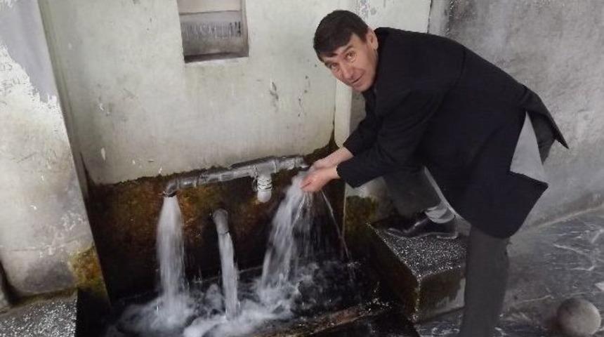Bu &Ccedil;eşmeler Boşa Akmasın
