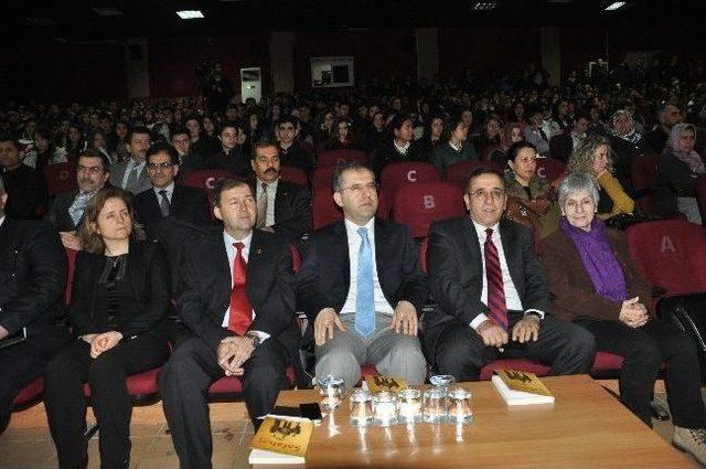 Soma da İstiklal Marşı nın Kabul&uuml; Kutlandı 1