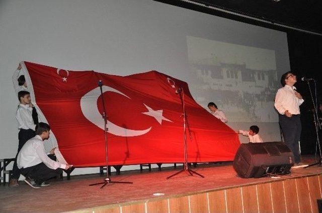 Soma da İstiklal Marşı nın Kabul&uuml; Kutlandı 2