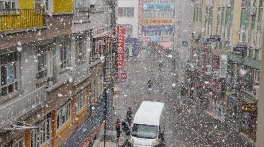 Kırıkkale&rsquo;de Kar Yağışı