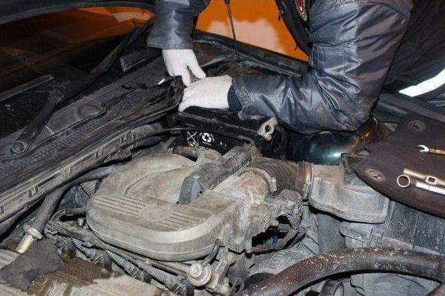 İpsala da Bir Otomobilde 4 Kilo Eroin Ele Ge&ccedil;irildi 1