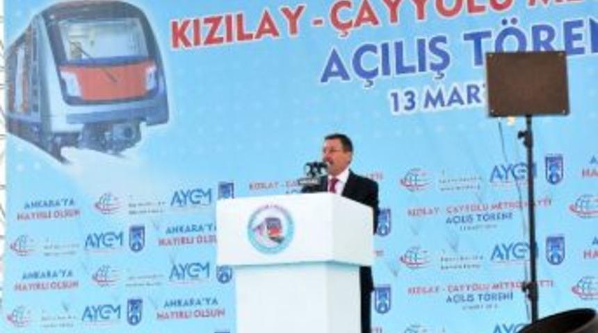 &Ccedil;ayyolu Metrosu Hizmete A&ccedil;ıldı