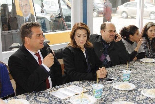 Ak Partili Keleş e Foça da Ulema Desteği 1