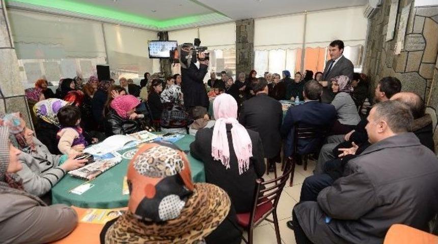 D&uuml;ndar, Başaran Mahallesi Kadınlarıyla Bir Araya Geldi