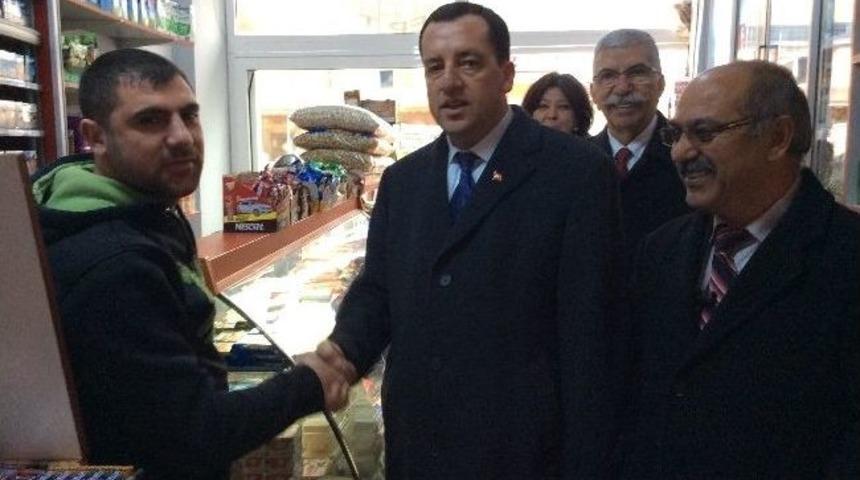 Narlıdere, Ak Parti Adayı Dereli'yi Bağrına Bastı