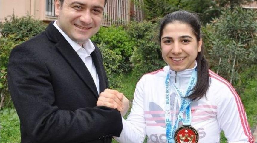 Nimetullah Topu Destekledi, Altın Madalya Getirdi