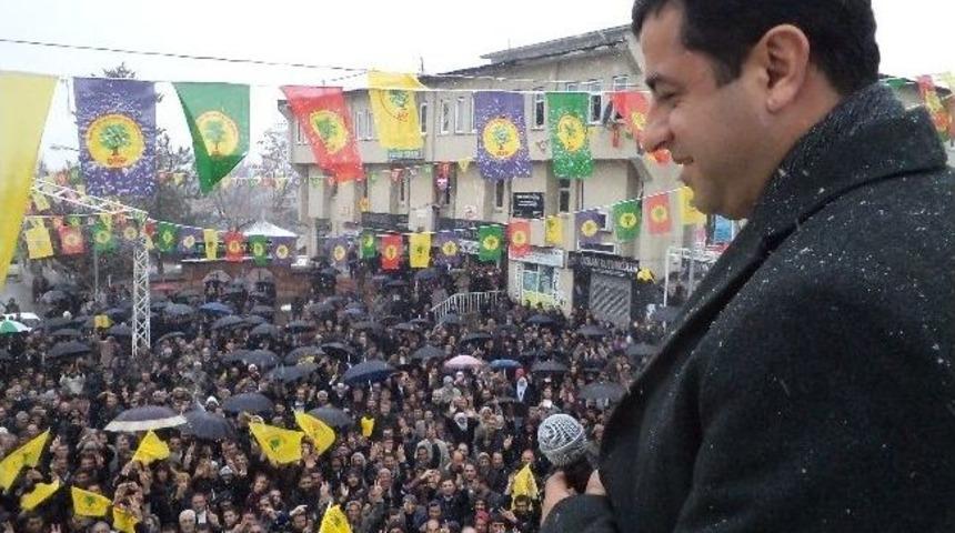 Bdp Eş Genel Başkanı Selahattin Demirtaş Varto’da