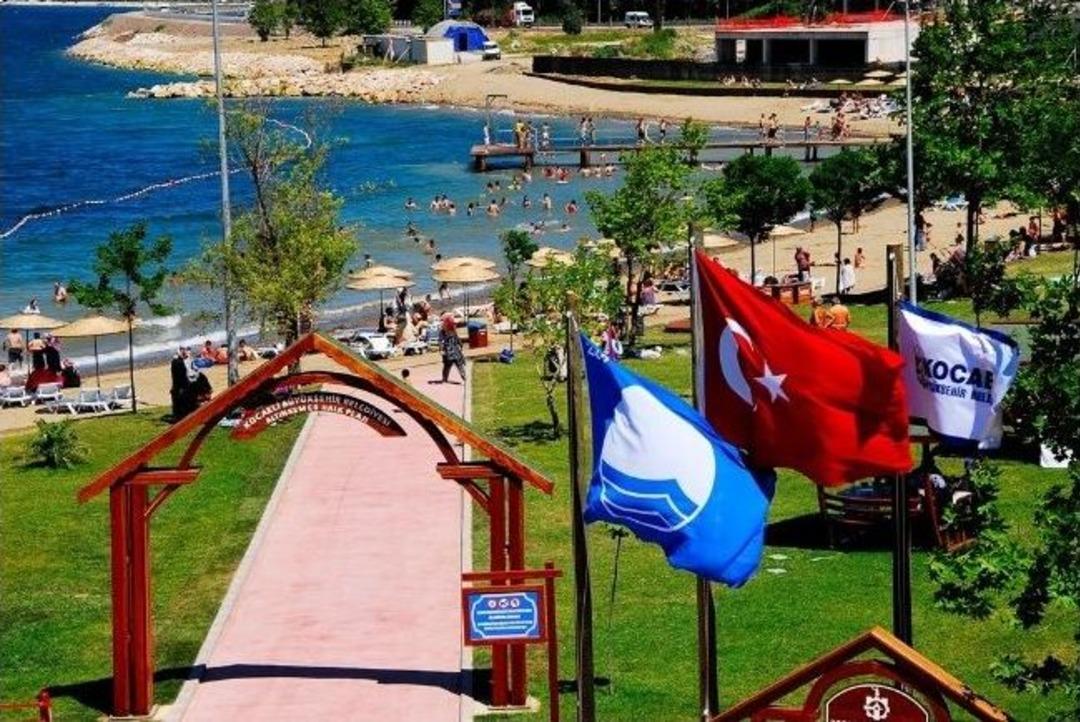 Başkan Karaosmanoğlu Se&ccedil;im Beyannamesini A&ccedil;ıkladı