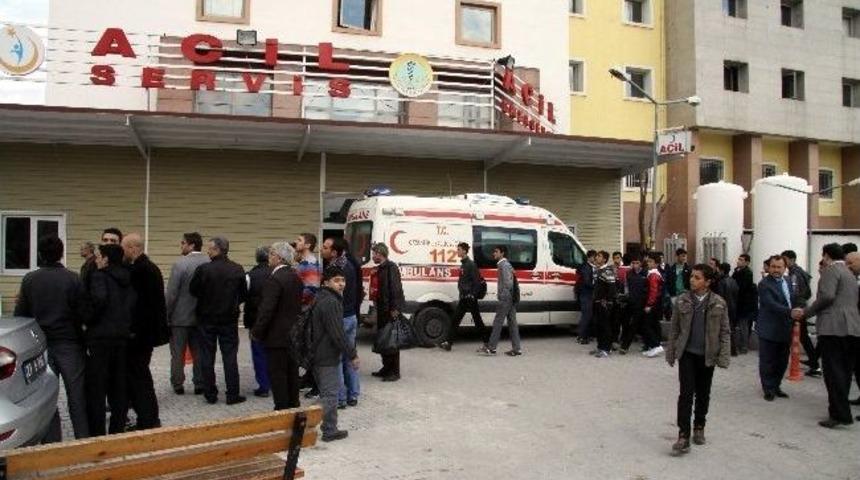 Madde Bağımlıları Okulda Dehşet Sa&ccedil;tı