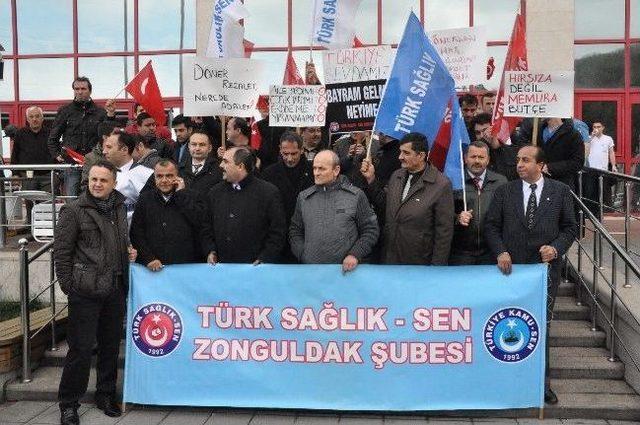 T&uuml;rk Sağlık Sen&rsquo;den Tıp Bayramı Eylemi 1