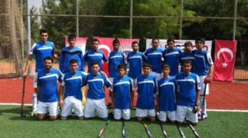 Diyarbakır &Ccedil;im Hokey Takımları T&uuml;rkiye Şampiyonasına Katılacak