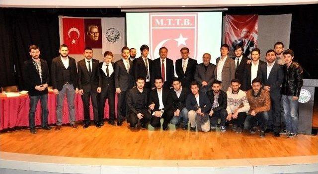 Aibü’de Dünyaca Ünlü Yazar Ele Alındı