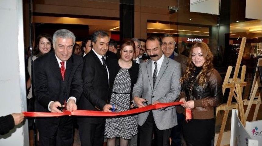 Emek&ccedil;i Kadınlar Fotoğraf Sergisi Forum Kapadokya&rsquo;da
