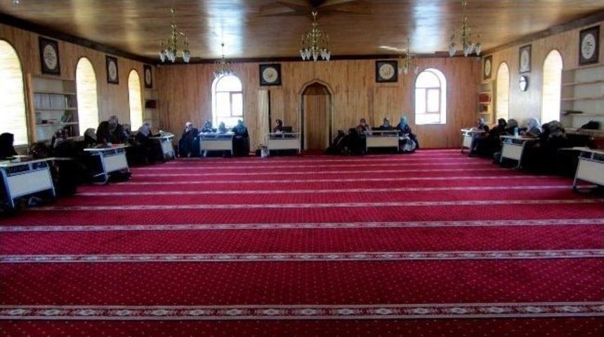 Van&rsquo;da &ldquo;ge&ccedil;mişimizi Tanımak Geleceğimizi Şekillendirmek&rdquo; Projesi