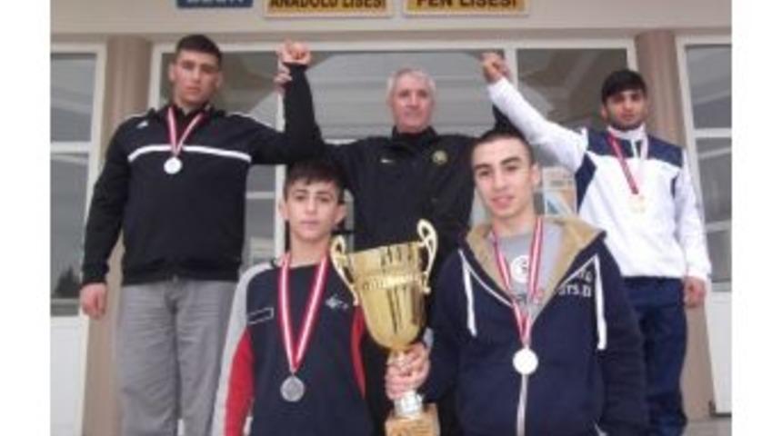 Şehzade Mehmet G&uuml;reş&ccedil;ilerinden B&uuml;y&uuml;k Başarı