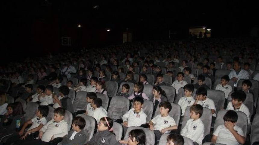 Mehmet Akif Ersoy Şahin Okullarında Anıldı