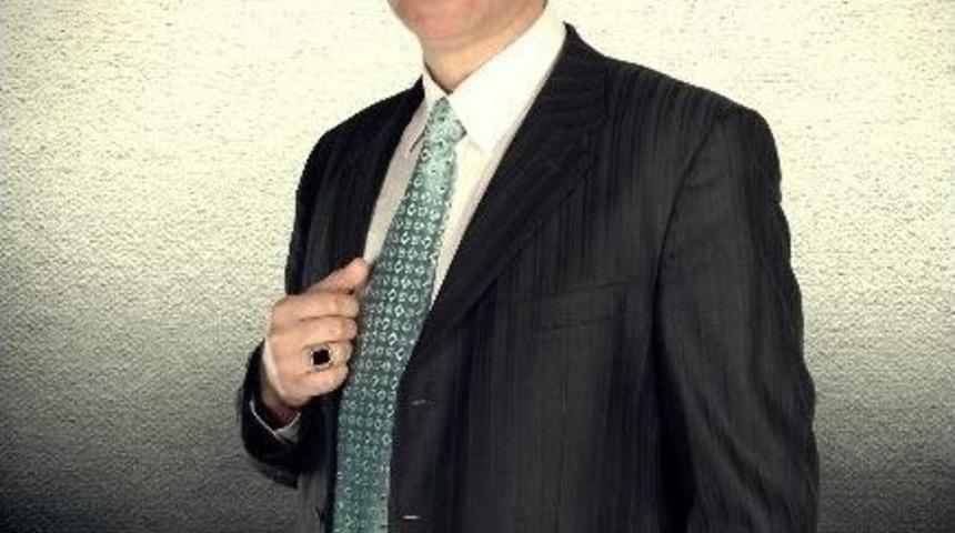 İzmir'in &Uuml;&ccedil;&uuml;nc&uuml; Bağımsız Adayı &Ccedil;iğli'den