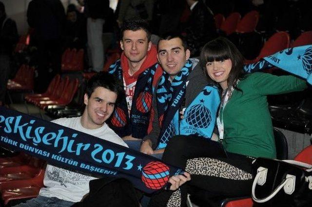 Eskişehir&rsquo;de &lsquo;okullararası Futbol Turnuvası&rsquo; 1